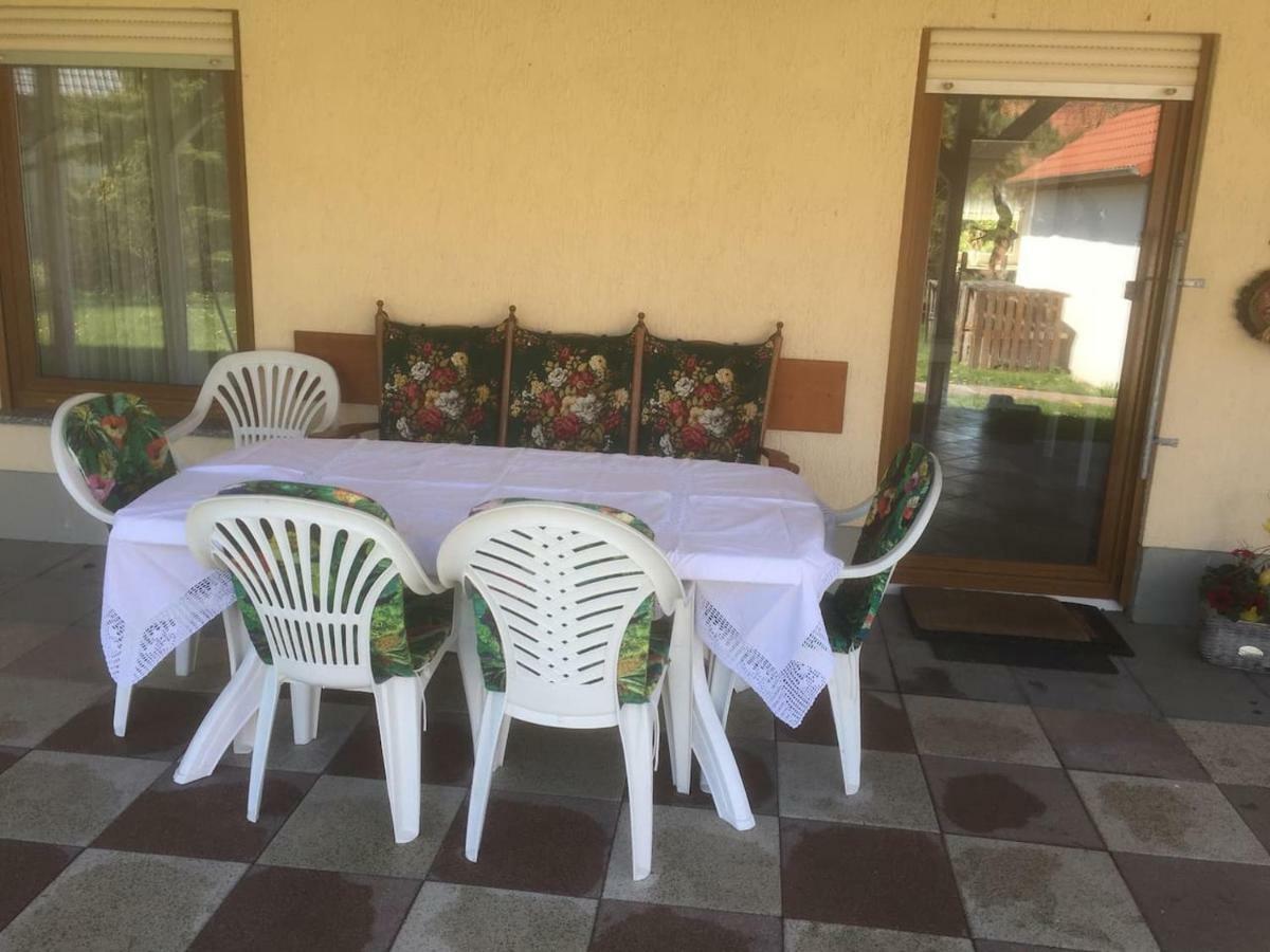 Ferienwohnung Herbsleben Εξωτερικό φωτογραφία